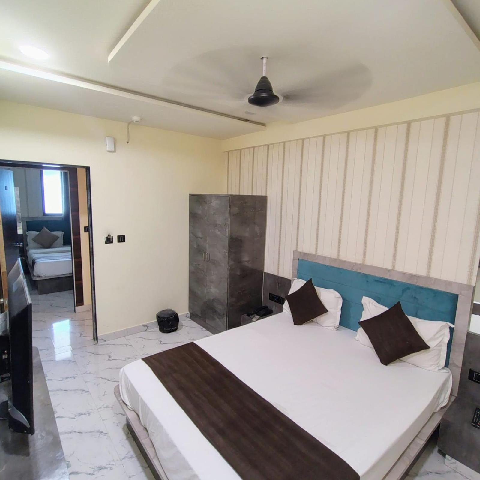 Westin Park - Chandlodiya, Sg Highway Hotel